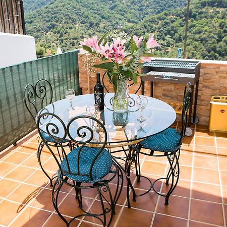 La Marikilla Apartment Jubrique ภายนอก รูปภาพ