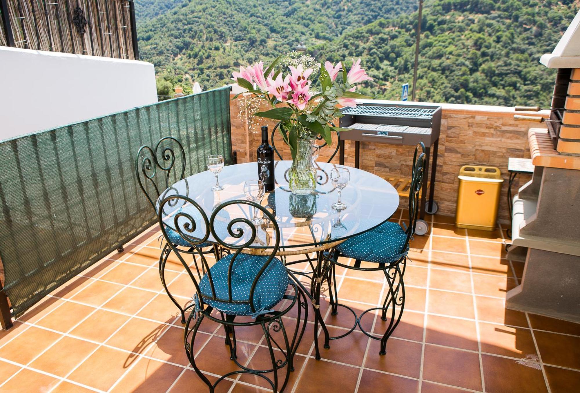 La Marikilla Apartment Jubrique ภายนอก รูปภาพ